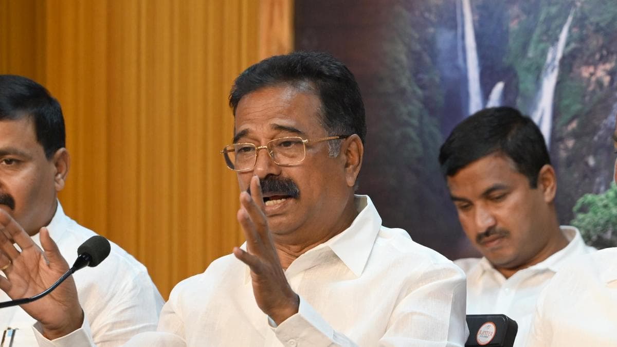 Senior BJP Leader Hartal Halappa Demands Daytime Power Security for Karnataka Farmers Amid Outages