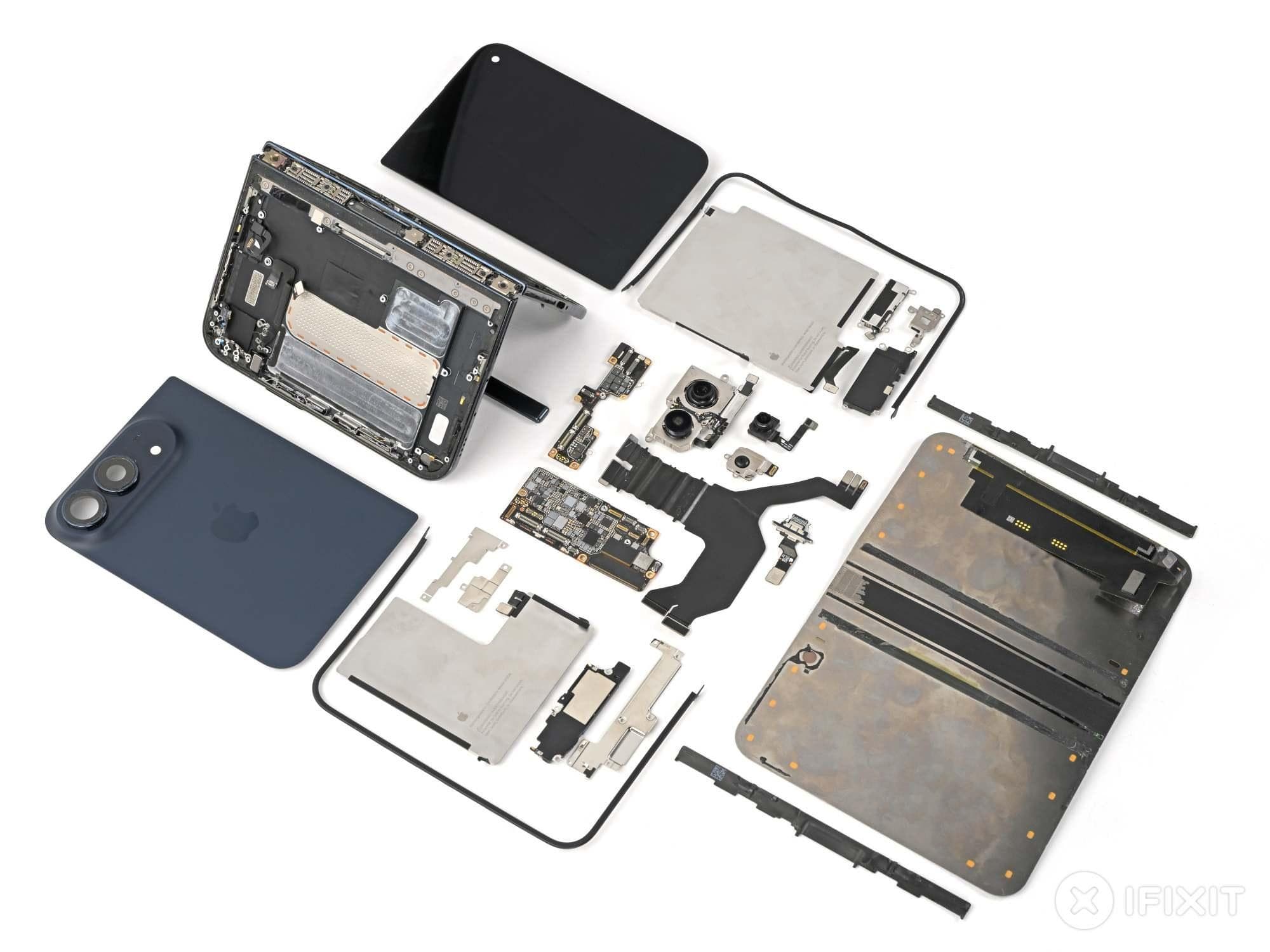 Hardware Breakdown Reveals Engineering Secrets Behind Apple's Folding iPhone Duo