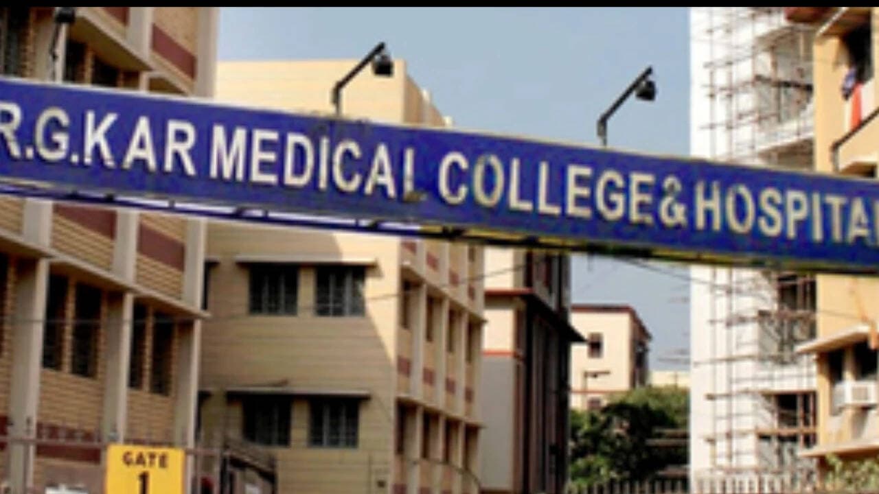 Outrage Erupts in India as RG Kar Parents Condemn Ex-Principal's Bail and Plan CBI Protest