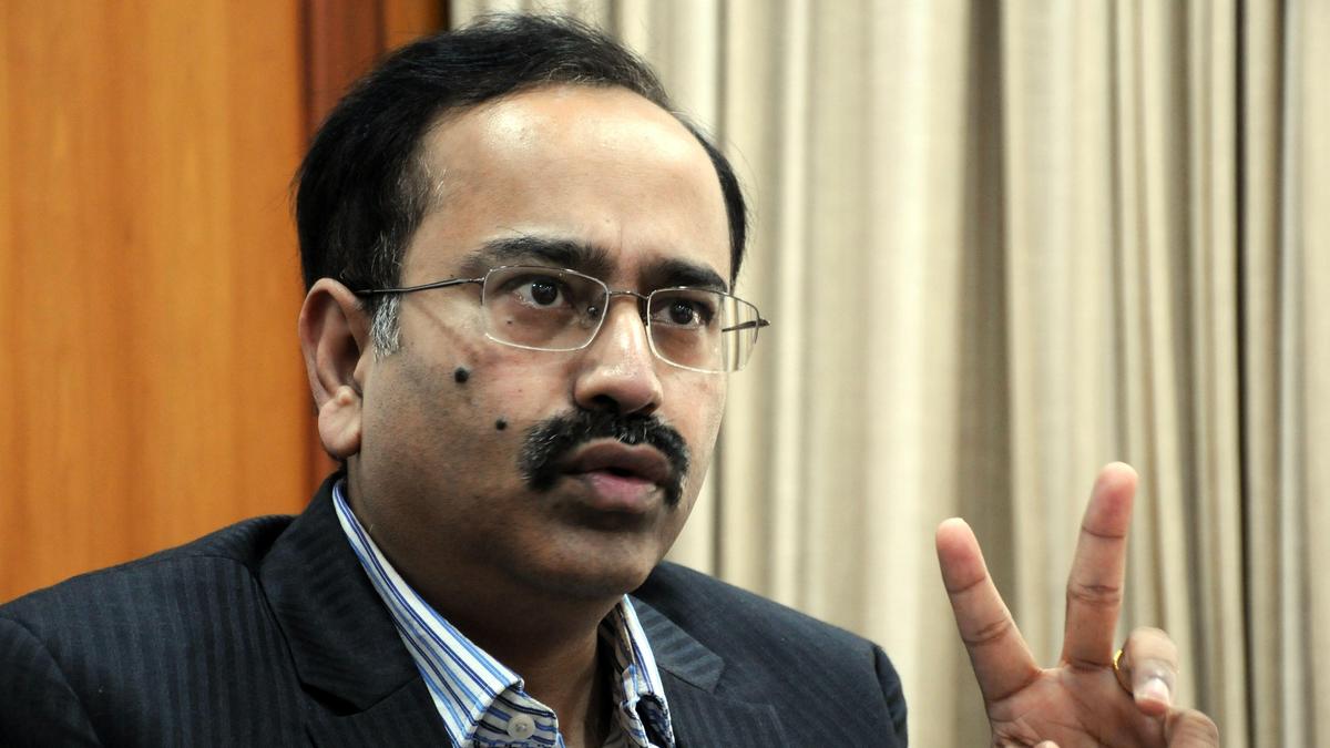 Anup Bagchi Assumes Leadership of HDFC Bank in Historic External Succession