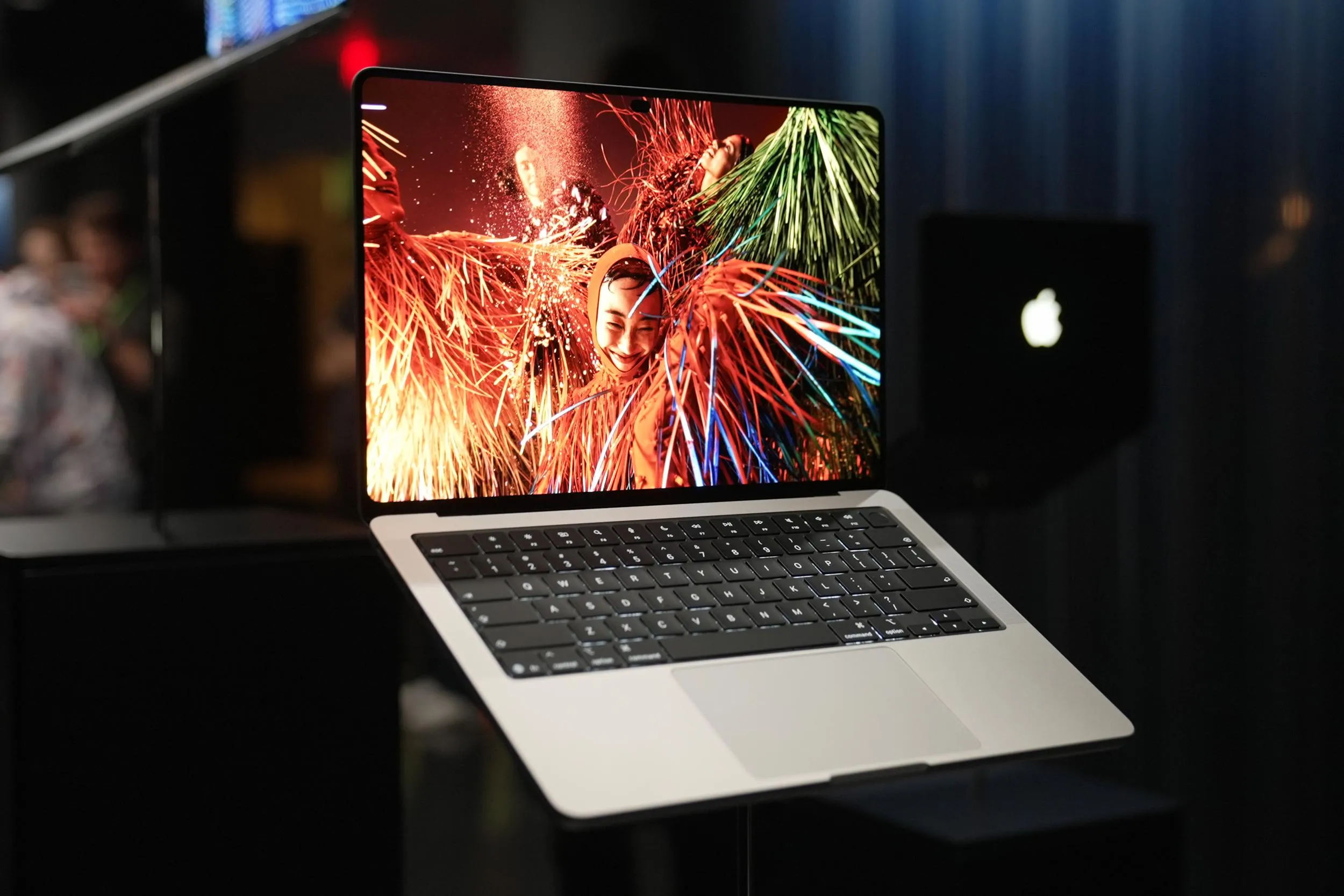Apple Unveils Fully Loaded OLED Touchscreen MacBook Pro Crossing the $14,500 Threshold