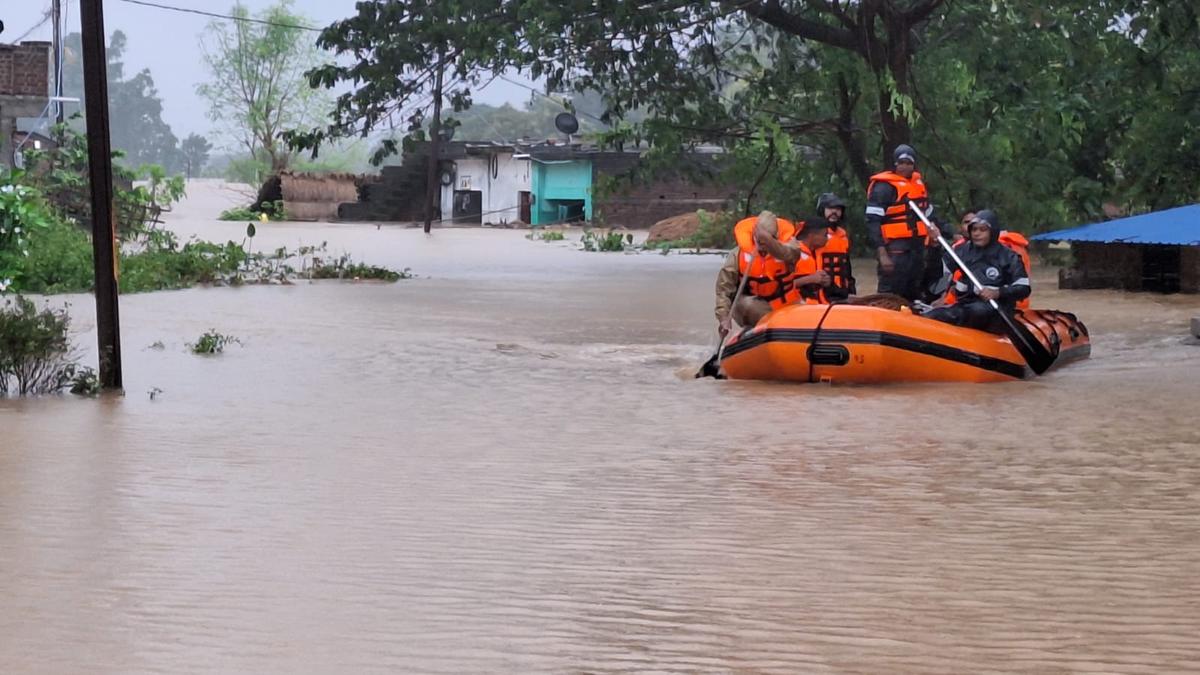 Cyclone Arnab: Odisha Launches Emergency Airlift Operations as Torrential Floods Strand Residents