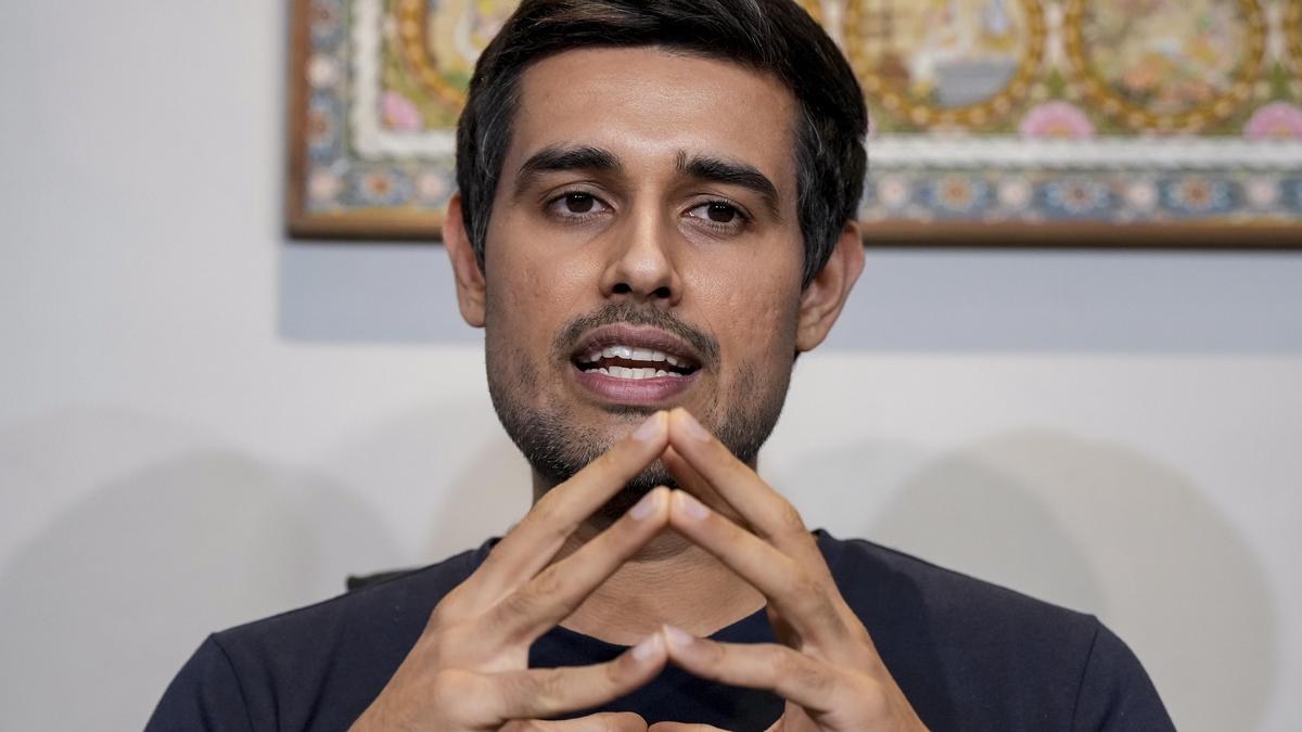 Delhi Court Issues Fresh Bailable Warrants Against YouTuber Dhruv Rathee in Defamation Lawsuit