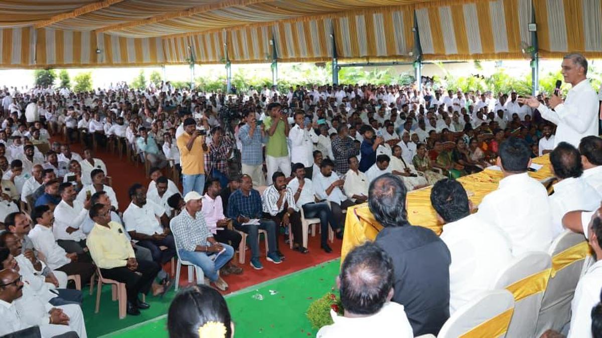 Harish Rao suggests govt. to sell rice lying in godowns to pay ration dealers’ dues