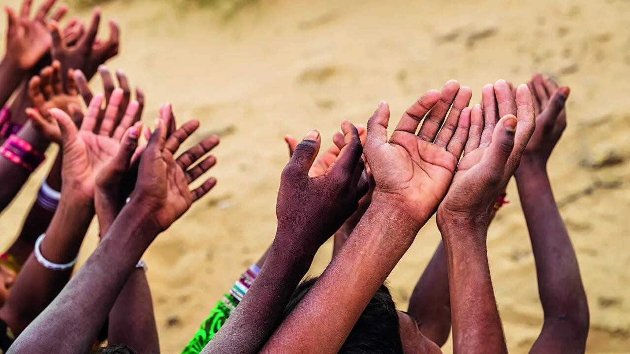 World Bank Projects India's Poverty Rate to Drop Significantly to 12.1 Percent