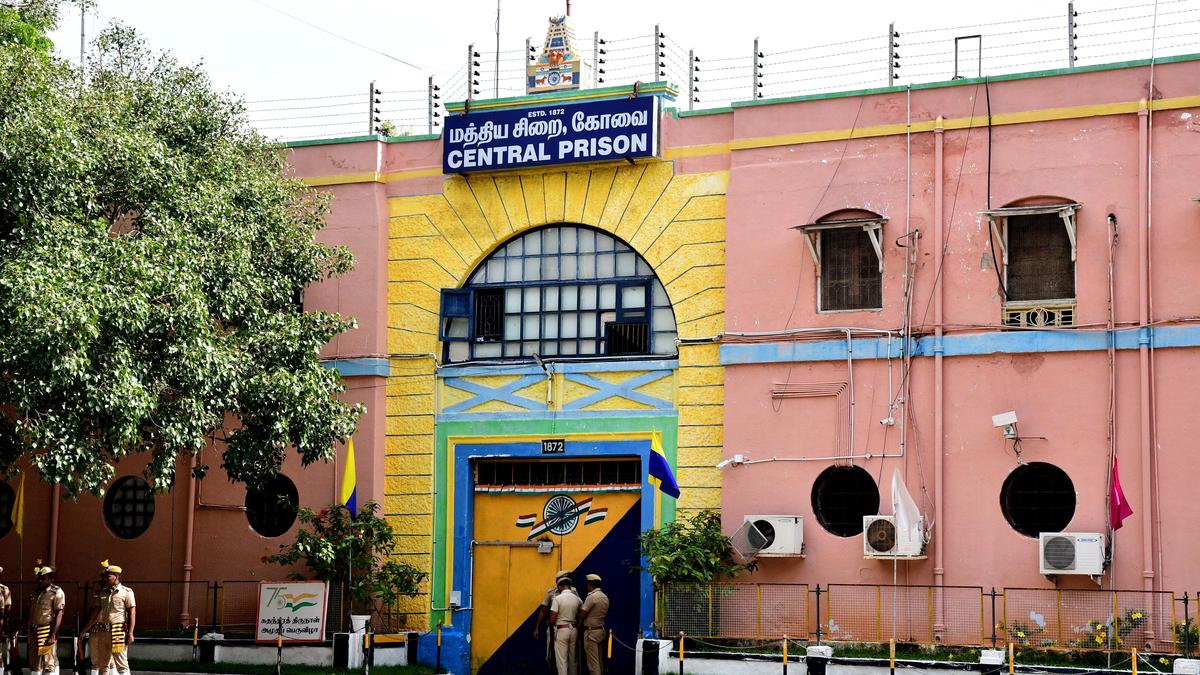 Convicted Thief Slips Past Authorities in Coimbatore, Marking Second Police Custody Evasion