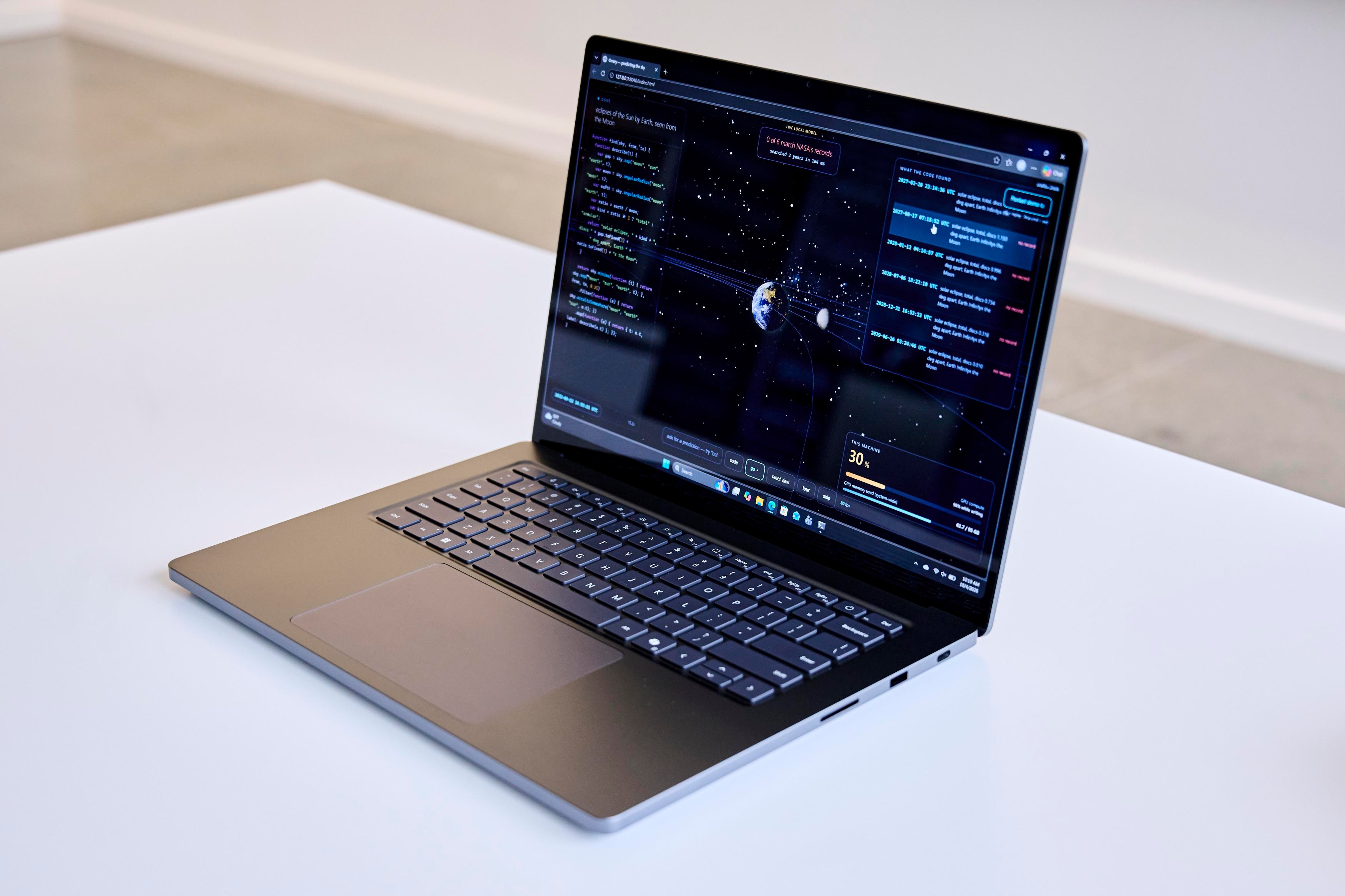 Microsoft Deploys Vital Firmware Patch to Resolve Surface Laptop Ultra Display and Reboot Anomalies