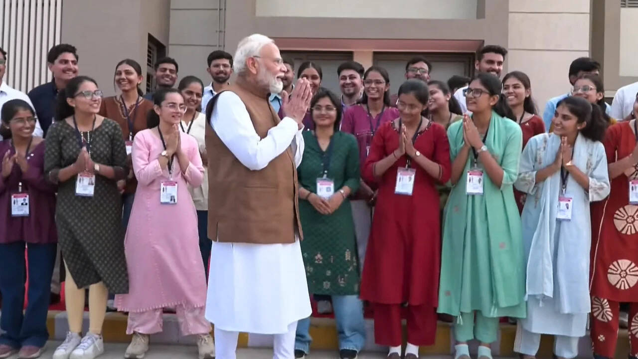 Slogan Controversy Erupts at Modi's Gujarat Rally as Political Tensions Flare
