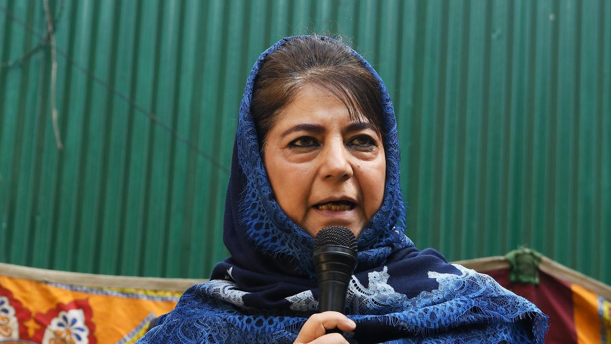 Accession Day in Jammu and Kashmir: Mehbooba Mufti Accuses Centre of Violating Pledges