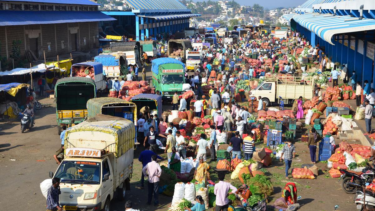 Upa Lokayukta Exposes Severe Deficiencies in Belagavi APMC Market Yard